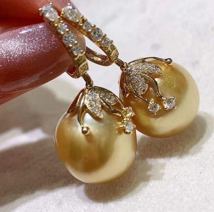 Vintage Gold Pearl Zirconia Earrings