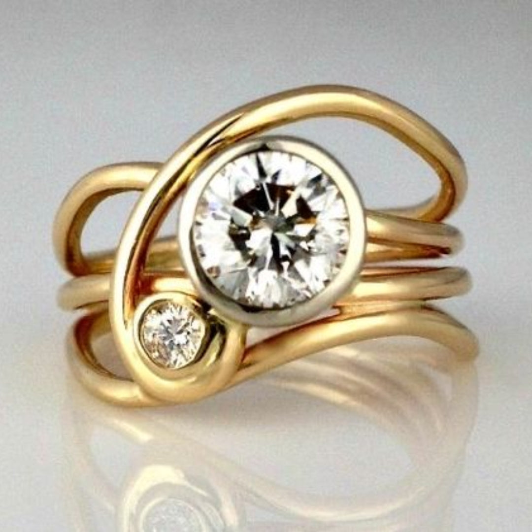 Vintage Irregular Zirconia Golden Ring
