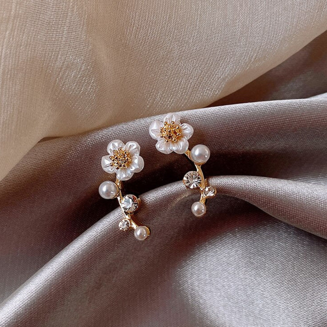 Flower Pearl Earrings