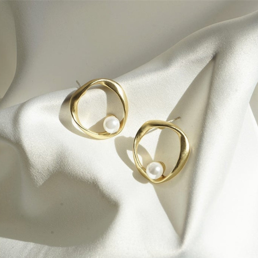 Pearl Orbit Gold Earrings