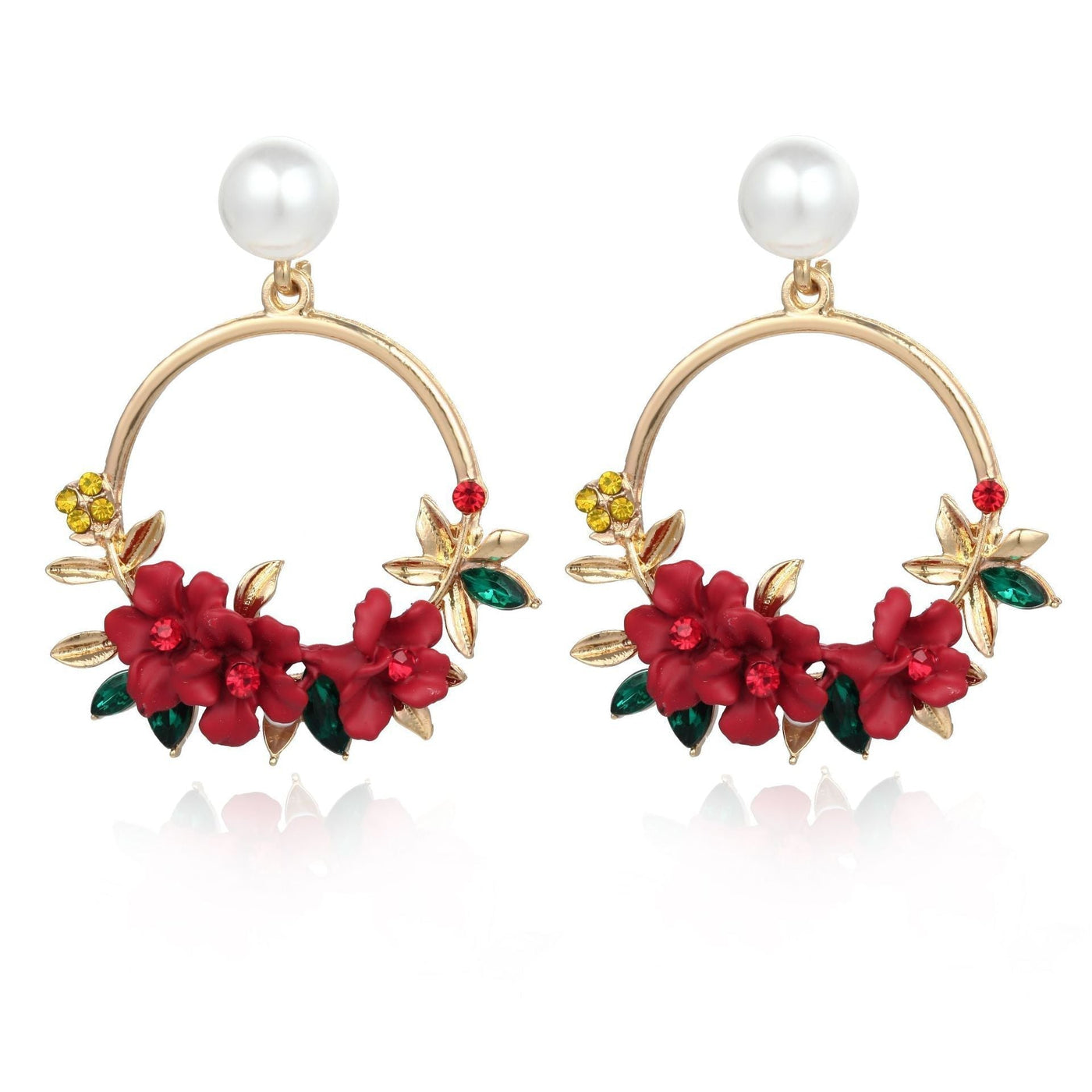 Flower and Pearl Earrings in Gold