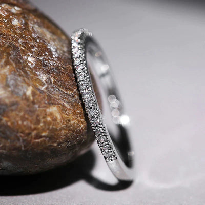Minimalist Zirconia Ring in Gold and Silver