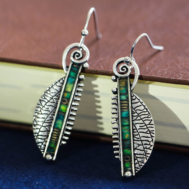Vintage Green Earrings in Silver
