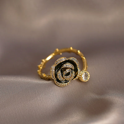 Black Lotus Adjustable Ring with Zirconia in Gold