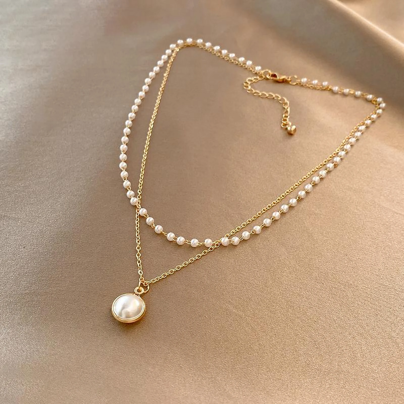 Elegant Pearl Necklace