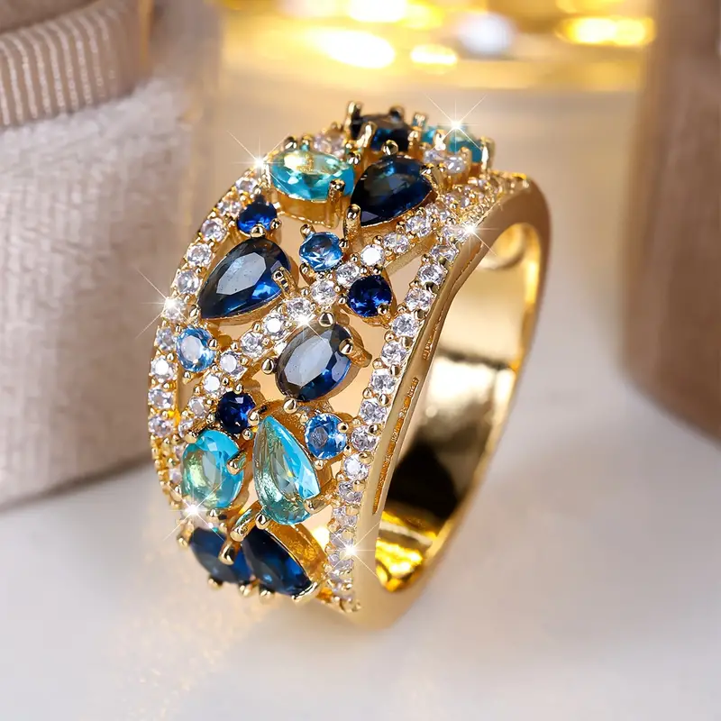Vintage Blue Crystals Gold Ring