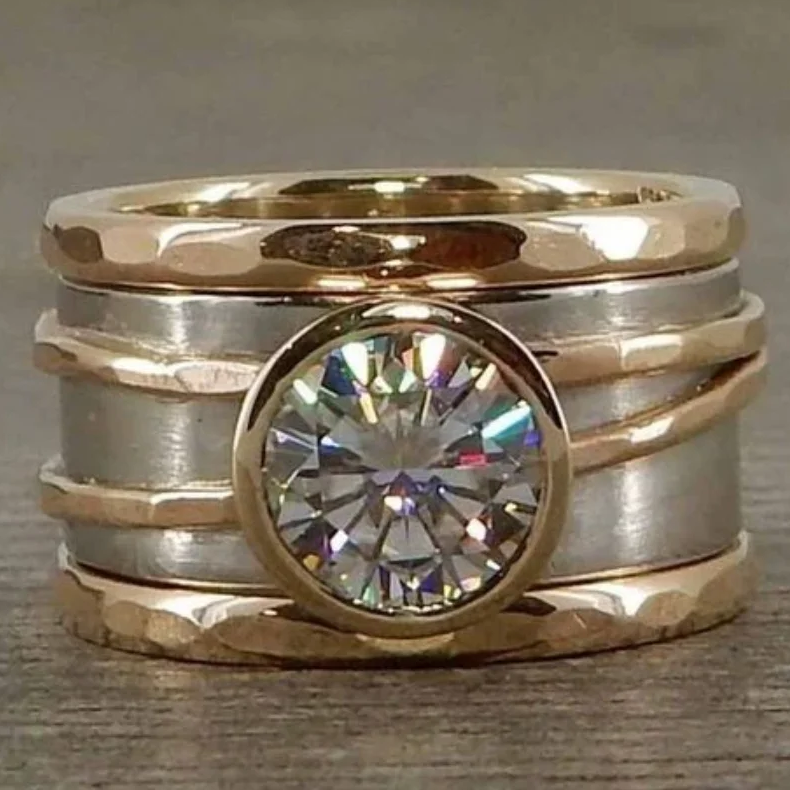 Vintage Gold Inlaid Glass Zirconia Ring