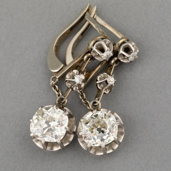 Vintage Dangling Zirconia Earrings