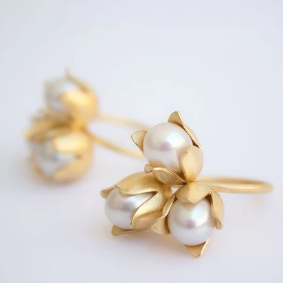 Vintage Pearl Flower Earrings